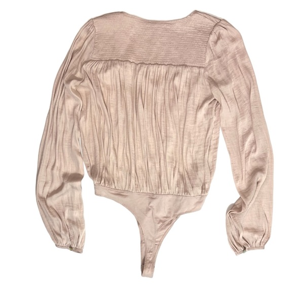 Free People Intimately Smockin’ and Rockin’ Bodysuit Champagne Pink Size Small - Picture 5 of 14